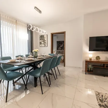 Away From Apartament Mellieħa